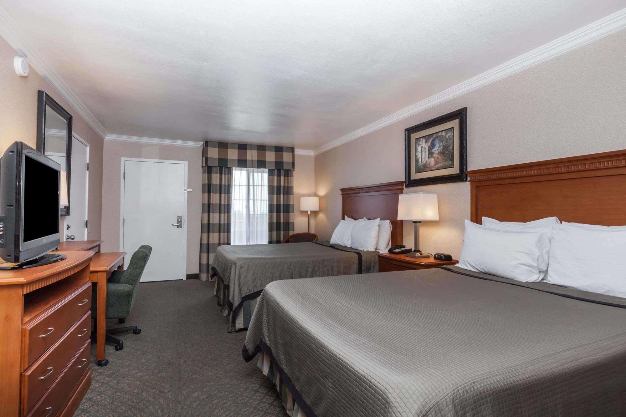 Travelodge By Wyndham Sylmar Ca San Fernando Buitenkant foto