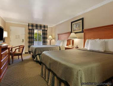 Travelodge By Wyndham Sylmar Ca San Fernando Buitenkant foto